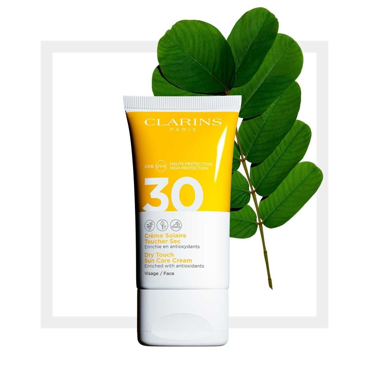 Clarins Crema Solare Viso Finish asciutto UVA/UVB 30