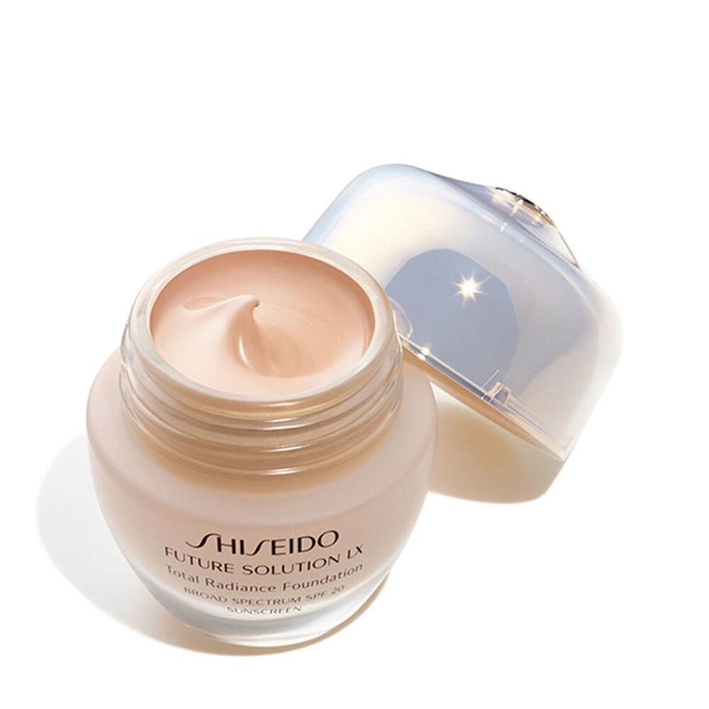 Shiseido Total Radiance Foundation, 3 Rose